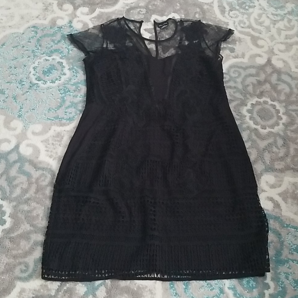Citychic party dress with lace details